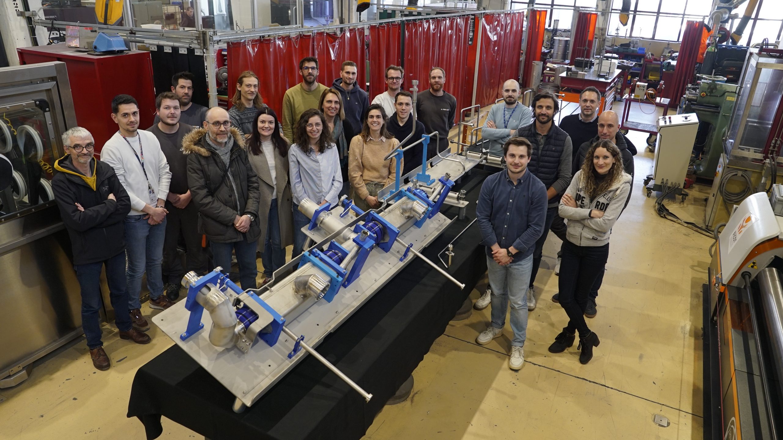 First series cryogenic lines built for crab cavity cryomodules
